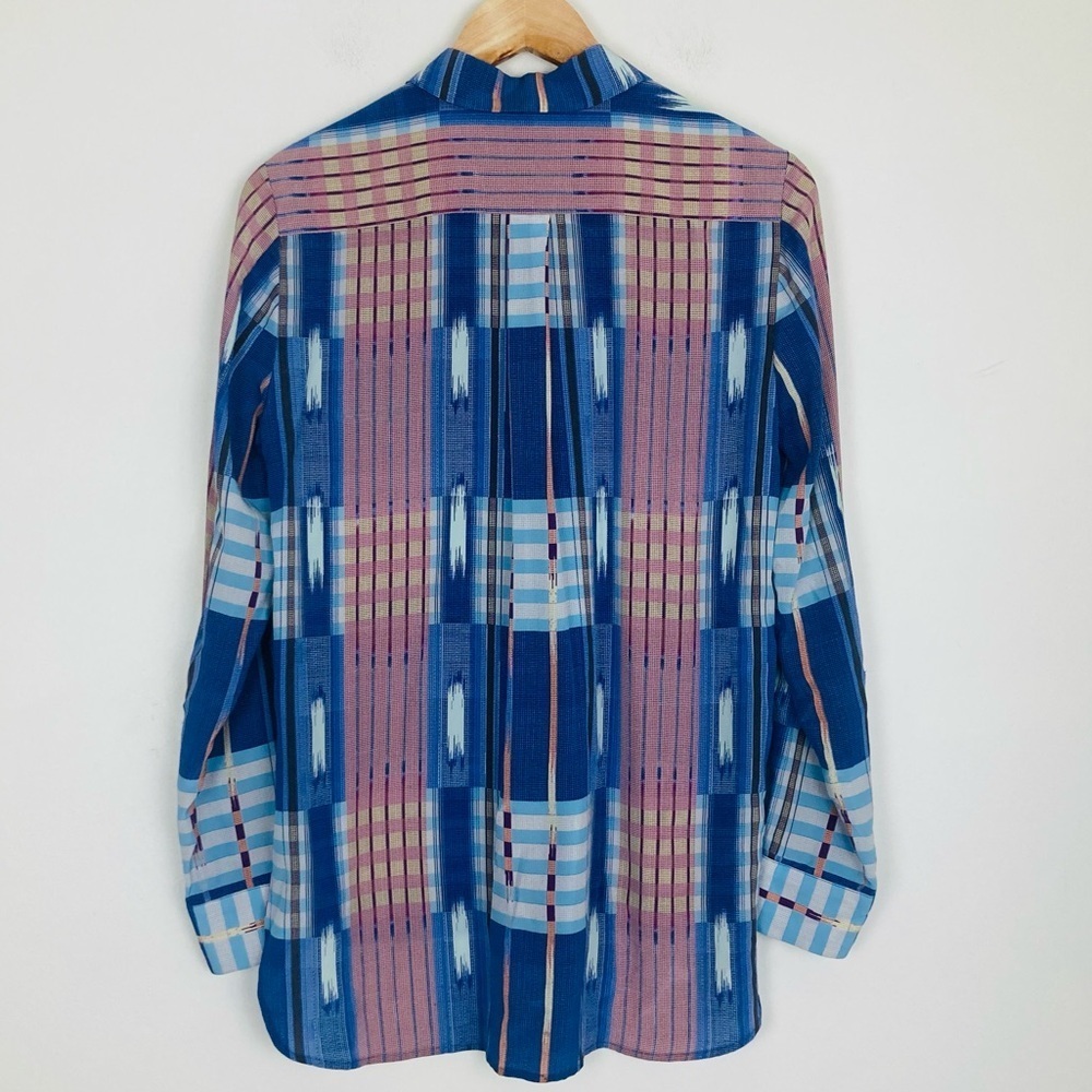 BCBG MaxAzria collection blue & white global ikat plaid oversized silk shirt. XS - Picture 3 of 6